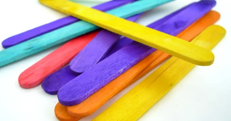Wood craft sticks for balsa wood projects