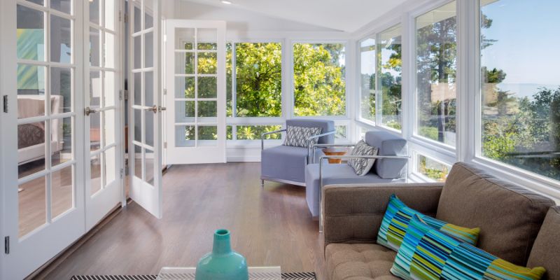 8 Bright Whitewash Wood Floor Finishes