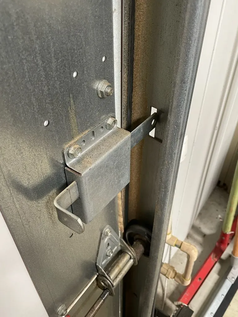 How to Lock a Garage Door