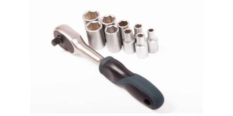 Are Ratcheting Wrenches Worth It