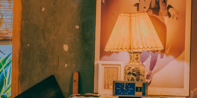 Cleaning Plastic or Acrylic Lamp Shades