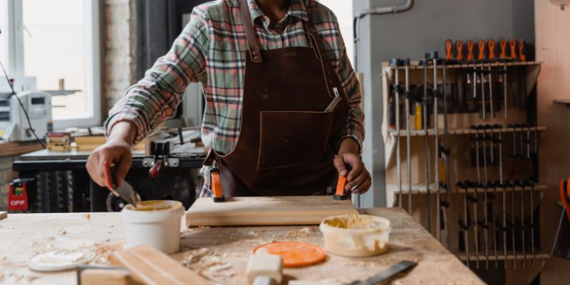 Preparing Your Wood Table for Glue Removal