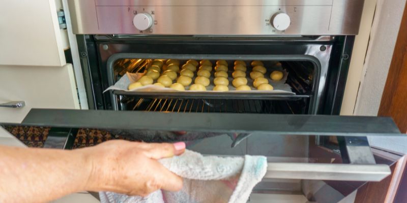 Step-by-Step Guide to Removing Your Oven Door