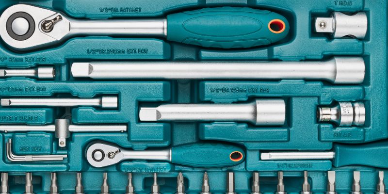Safety Tips for Using a Ratchet Set