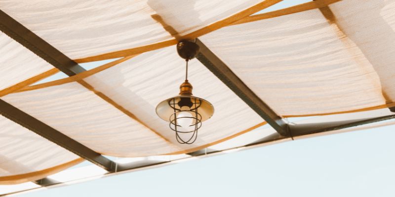 Benefits of Hanging Grow Lights