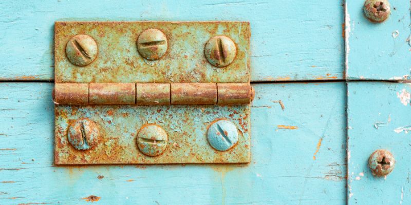 When Might You Consider Painting Door Hinges