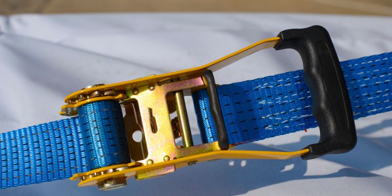 Why Use Ratcheting Straps