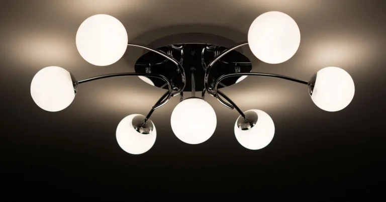 How to Tell What Type of Track Lighting You Have