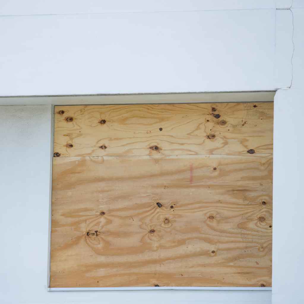 Understanding Hurricane Protection With Plywood (1)