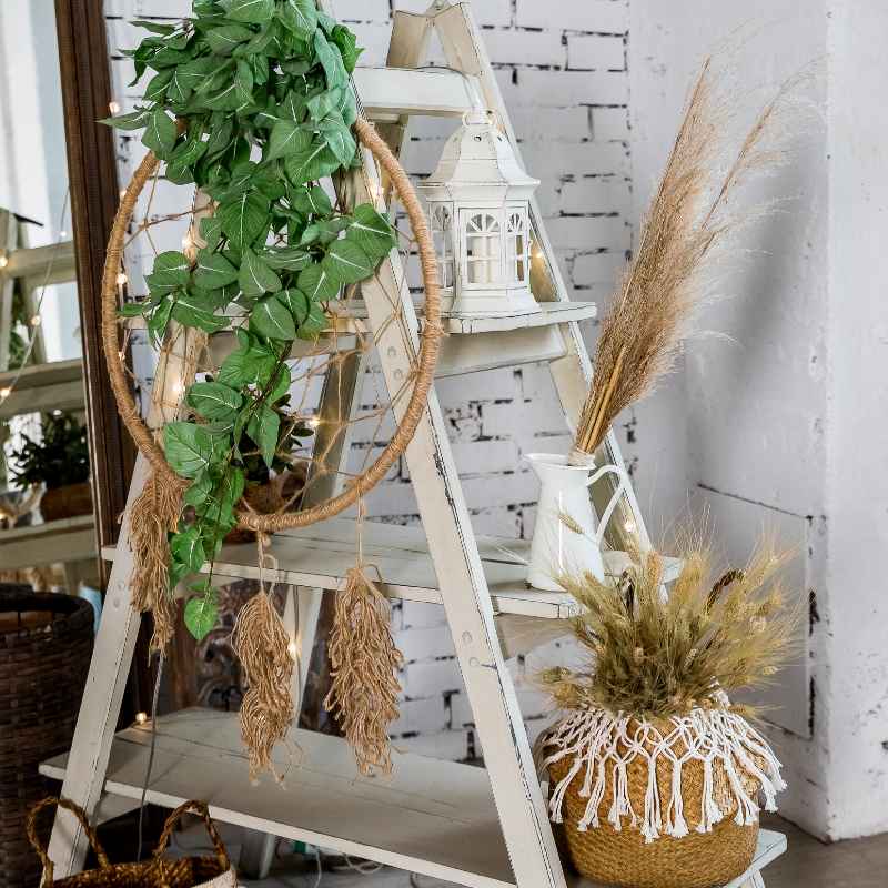 Styling Tips for Your Ladder Decor