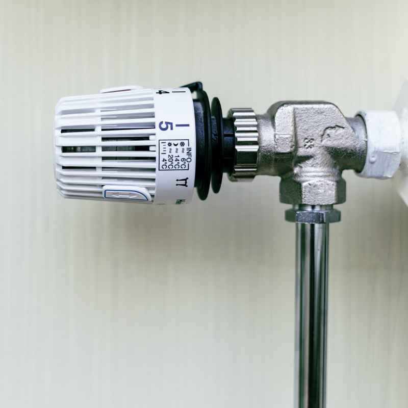 Understanding How TRVs and Thermostats Work