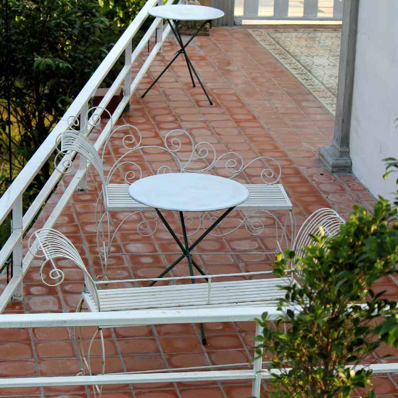 How to Maintain Your Newly Painted Wrought Iron Furniture