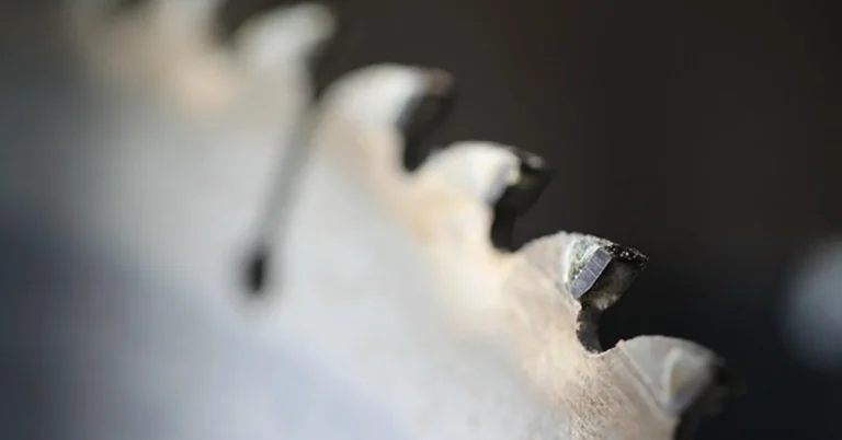 Close-up of saw blade teeth for precision cutting