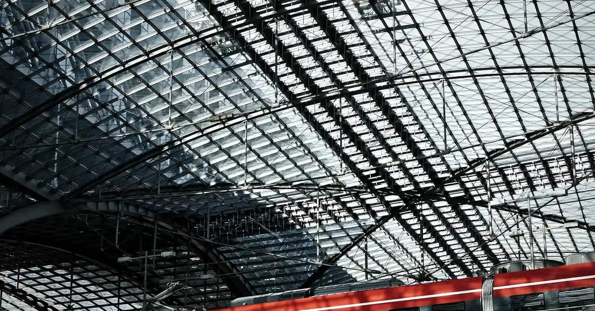 Is Synthetic Underlayment Better Than Felt? Roof-Deck Conditions, Installation, and Material Tradeoffs