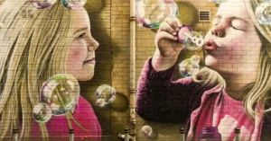 What Does Bubbling Wall Paint Mean? Pattern, Timing, and Moisture Clues
