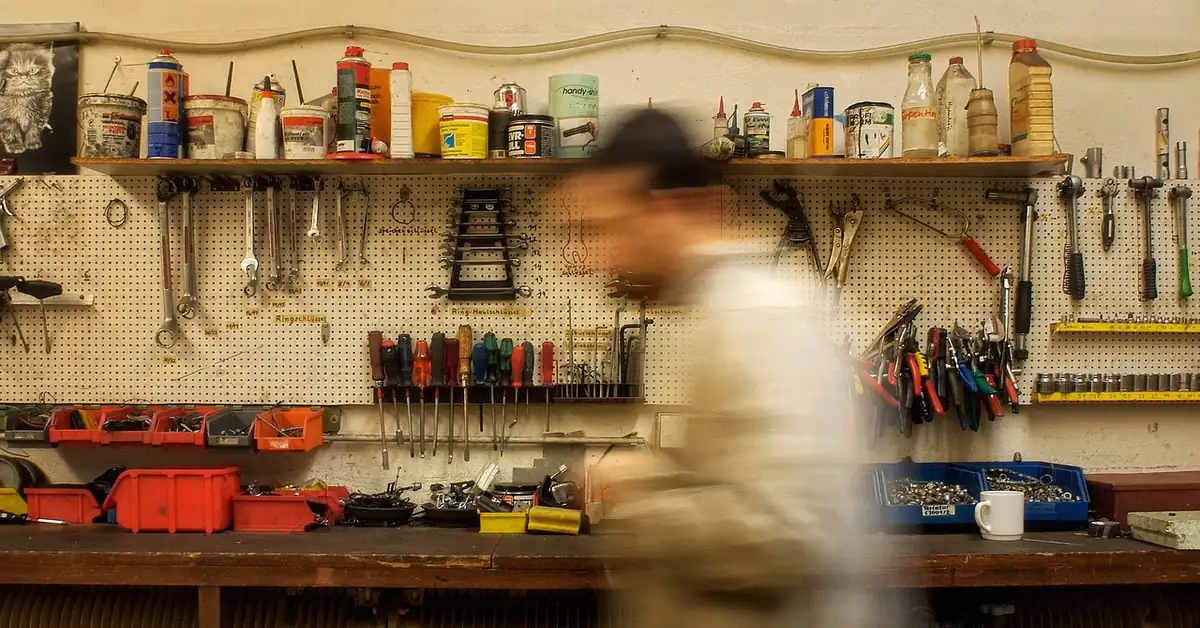 What Makes a Hammer Drill Powerful? Ignore One-Number Marketing