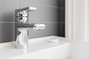 Brushed nickel vs stainless steel: key differences