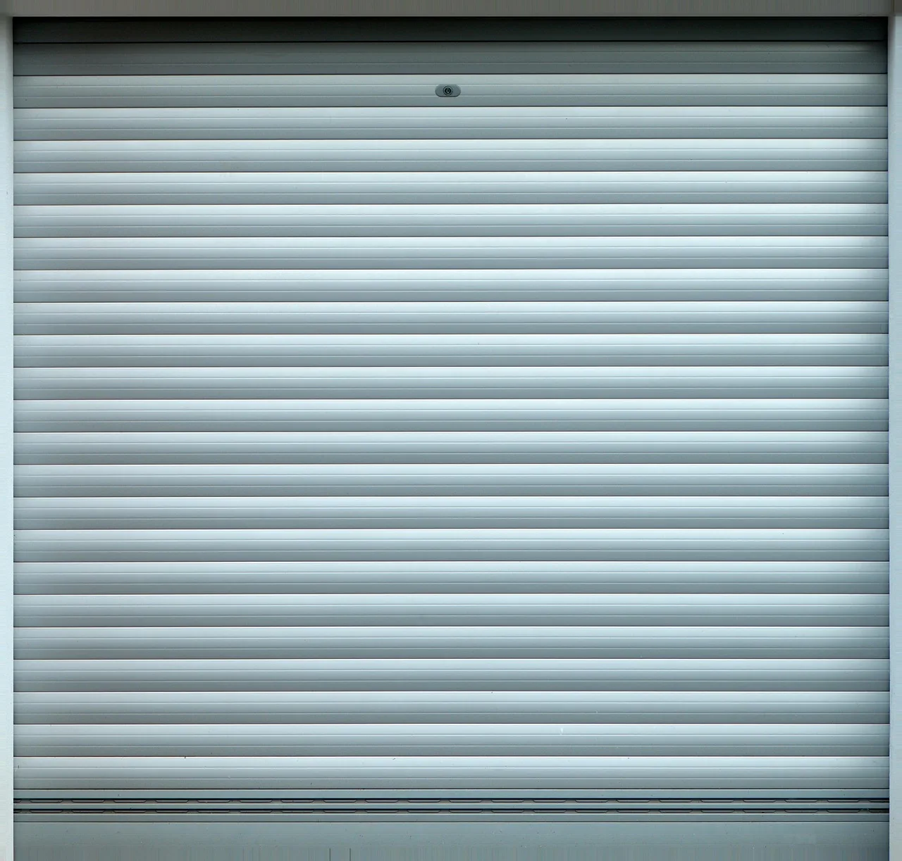 Which garage door parts usually drive the price?