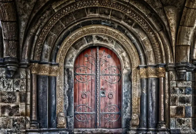 Measure the door and old lock first