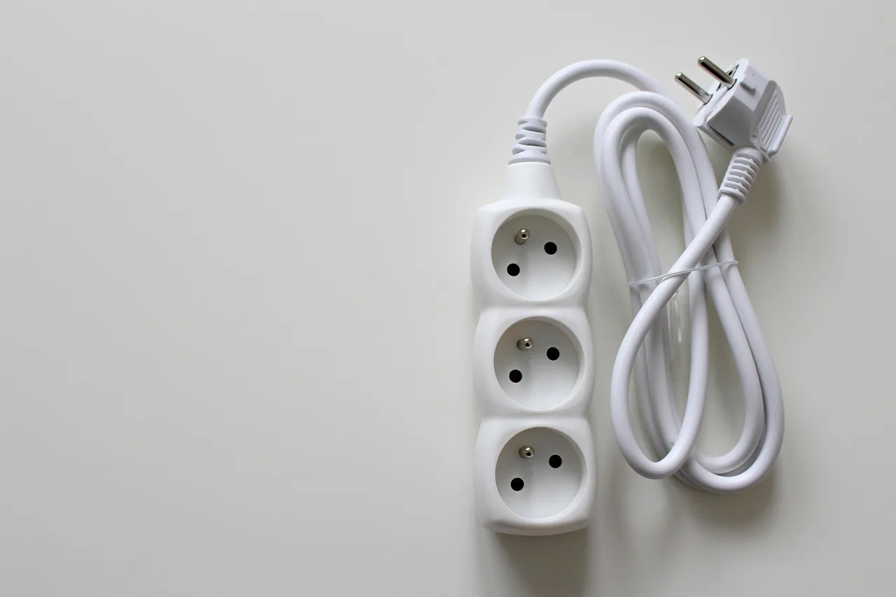 Choose Outlet receptacle if… / Choose electrical box if…